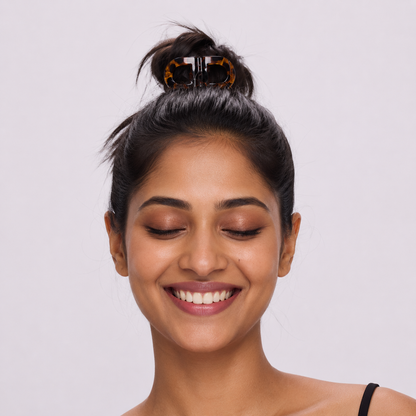 KLYQ hair bun styling